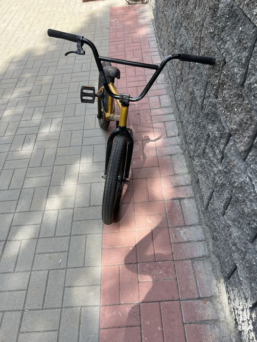 Трюковой велосипед BMX