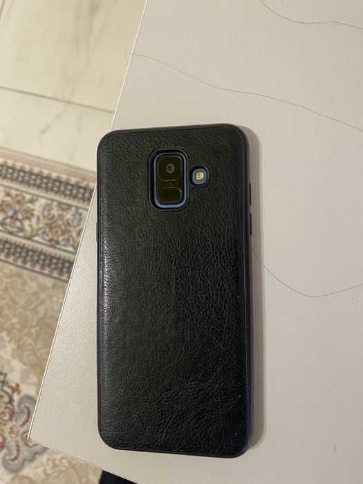 Samsung a6 в хорошем сост