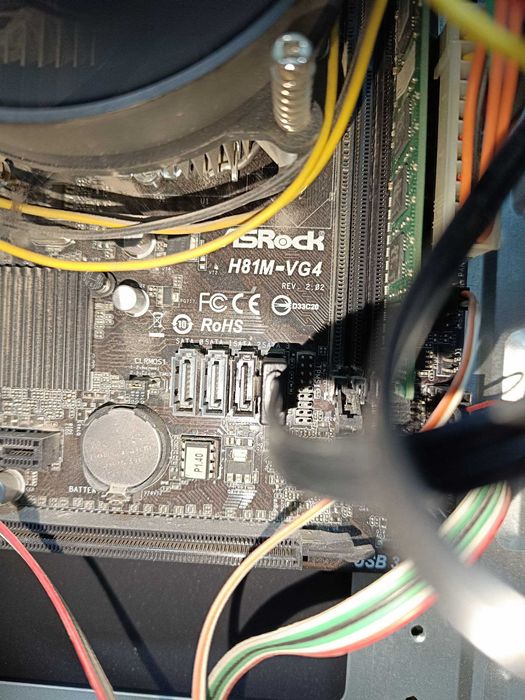 Системный блок intel pentium g3240 б/у. дешево!