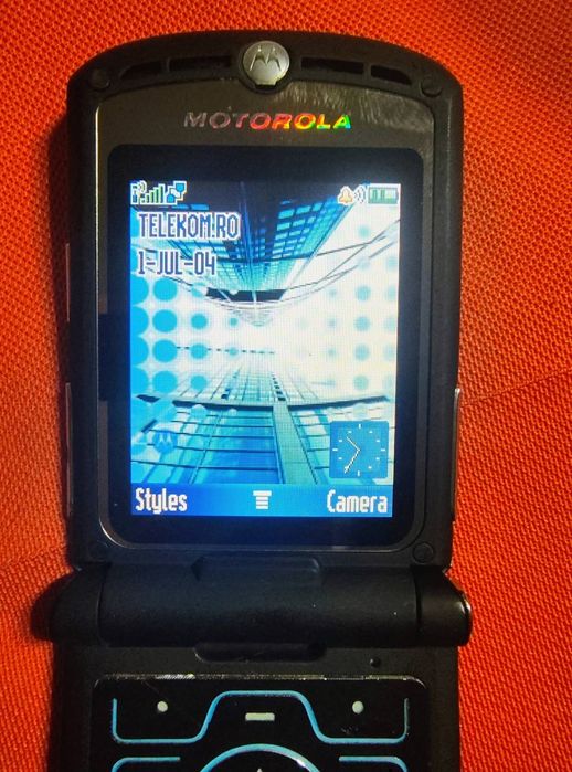 Motorola V3  ( decodat, refurbished)