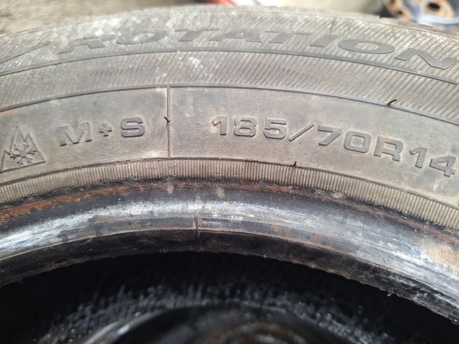 185 70 14-Debica anvelope iarna 2 buc