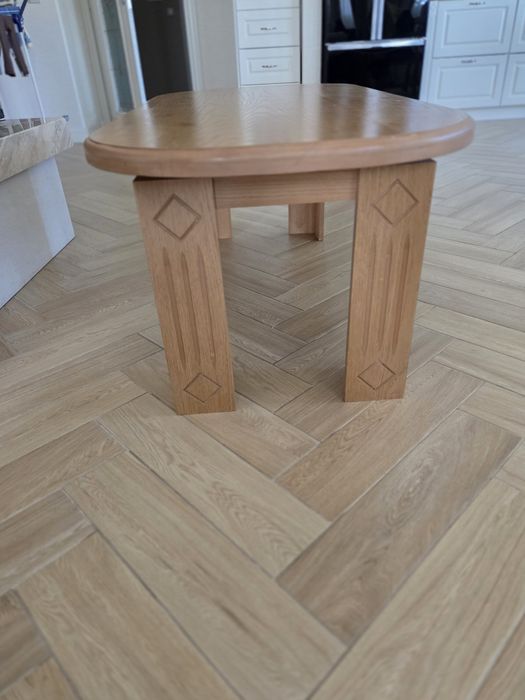 Трапезна и холна маса от естествен фурнир