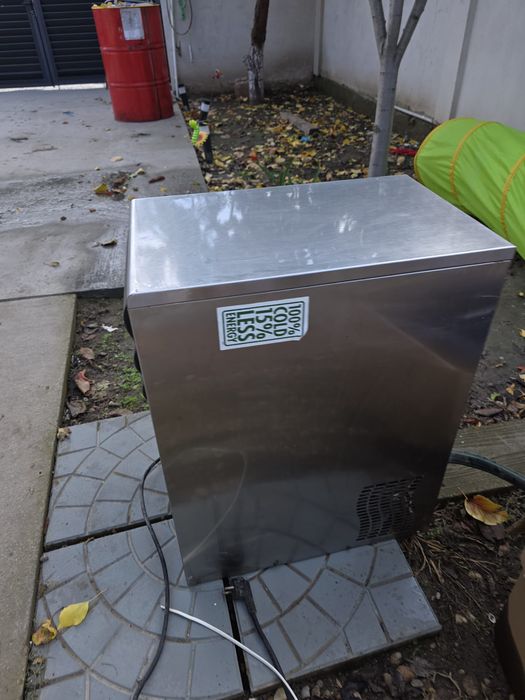 Mașina  de făcut gheață