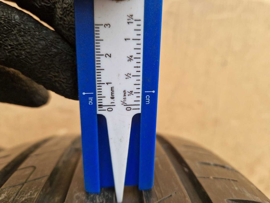 2 Goodyear R17 205/55 Летни гуми  DOT1321
