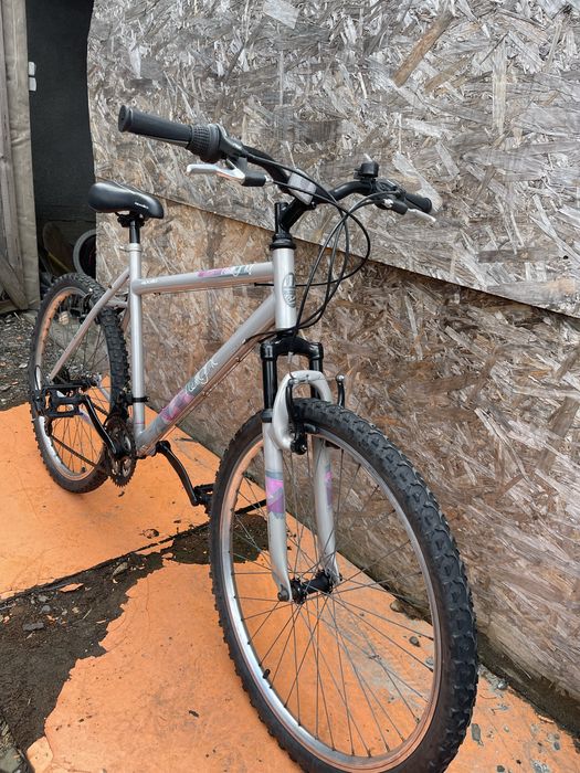 Bicicleta apollo twilight roti 26”