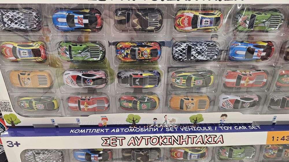 Съзтезателни колички коли детски 30бр и 24бр с аксесоари