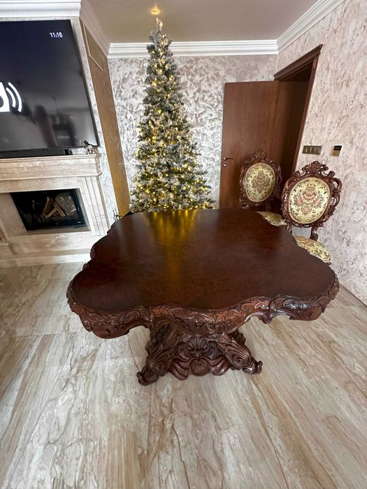 Трапезна барокова маса