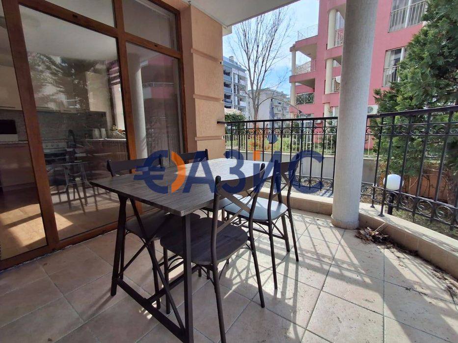 Продава се Тристаен апартамент в к.к. Слънчев бряг - 87 кв.м за 651 €/кв.м - Снимка #12