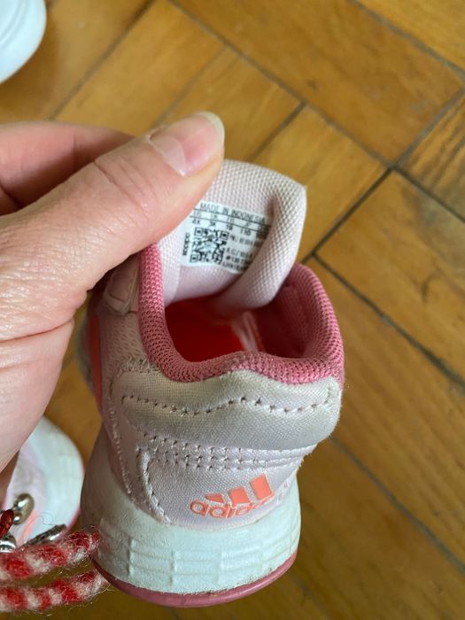 Различни обувки за момиче 20-23 н