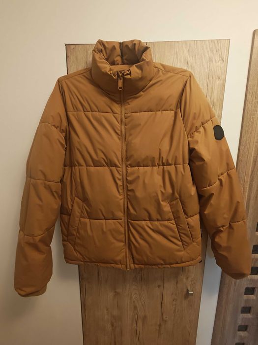 Geaca Haina de iarna băieți marca HOUSE mărime M merge și la L ca noua