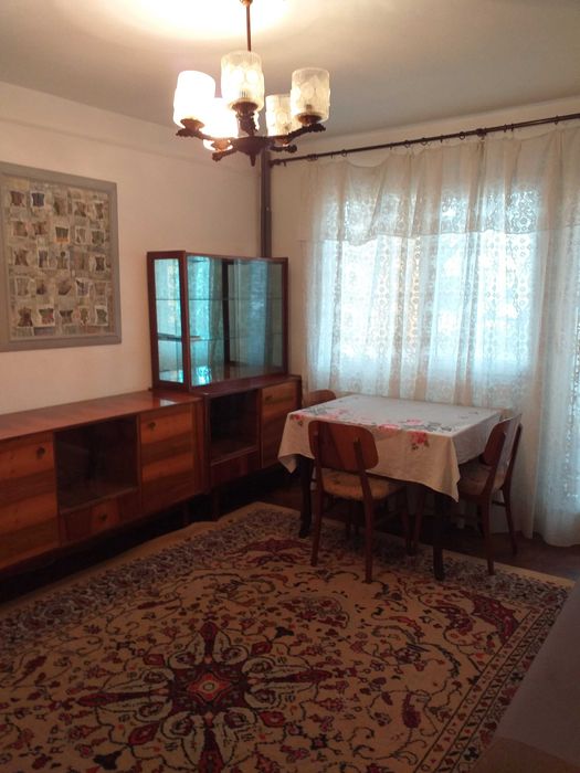 Pers. fizica inchiriez apartament 2 camere semidecomandat in Pod Ros