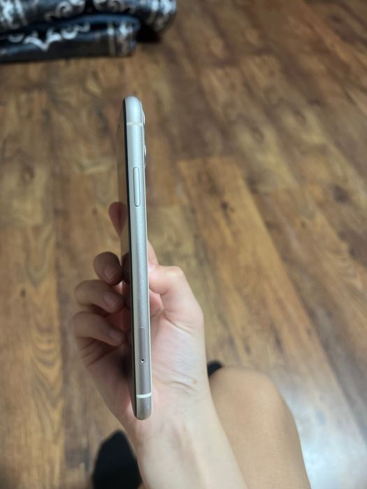 Iphone 11 64 icloud.