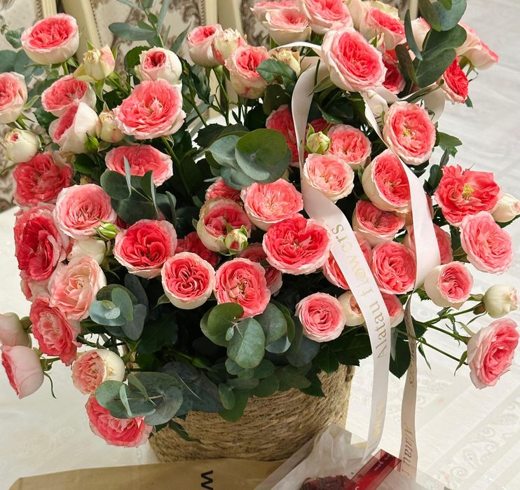 Цветы с корзинкой