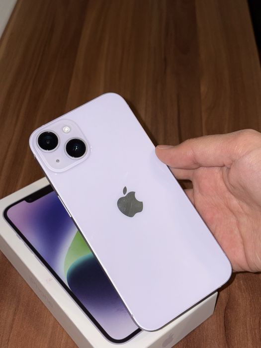 IPhone 14 в идеальном состоянии