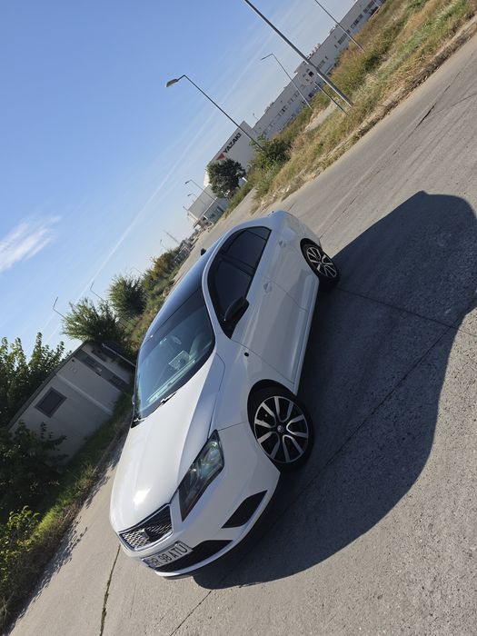 SEAT Toledo 2013 — imagine 1