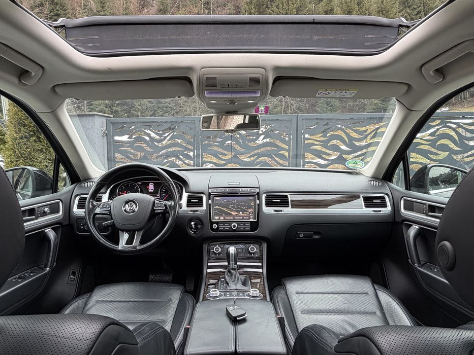 VOLKSWAGEN Touareg 2015 — imagine 4
