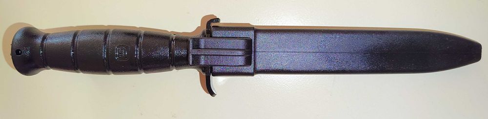 Нож Glock Field 78 - черен, с гладък гръб