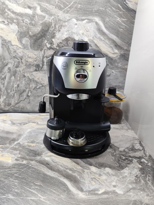 Кафемашина DeLonghi  Гаранция,Нова Машина.