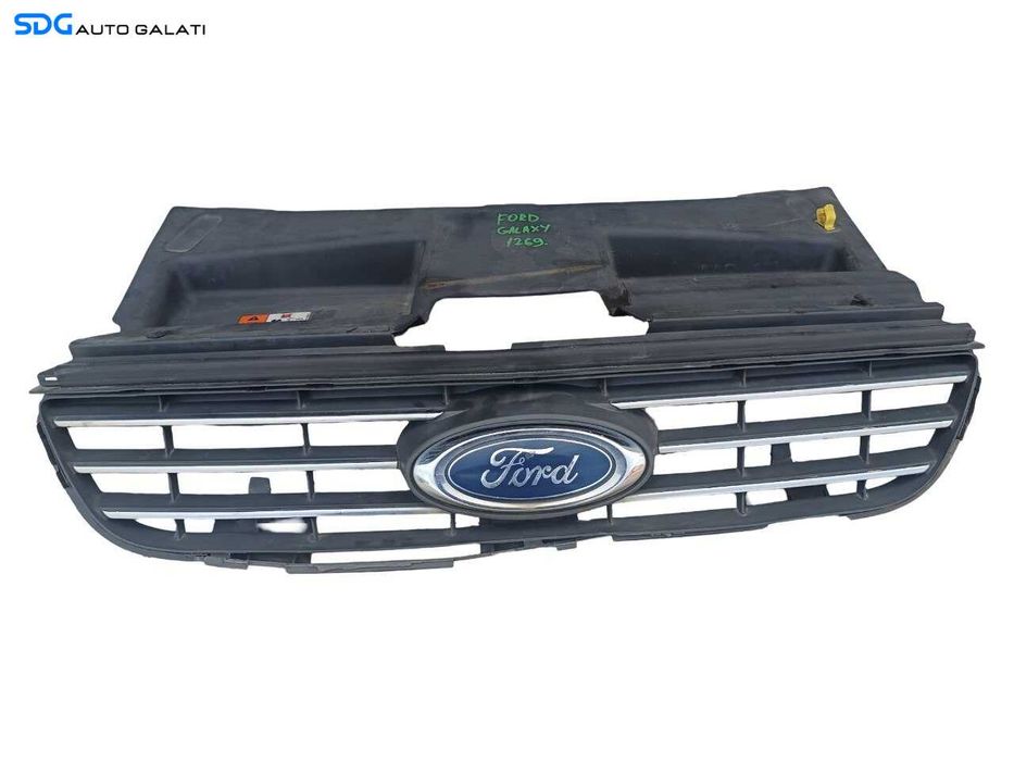 Grila Centrala cu Sigla Emblema Bara Spoiler Fata Ford Galaxy 2 2006 - 2015 Cod AM21-16613-AA (Prinderile Inferioare Rupte) [A0640]