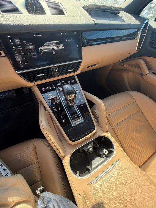 PORSCHE Cayenne 2019 — imagine 5