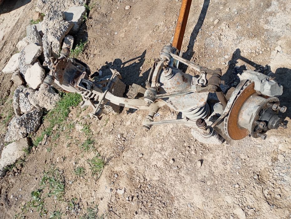 zadnimos va oldi mos sotiladi