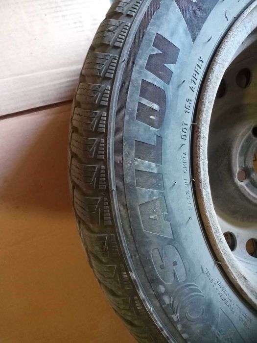 SAILUN ICE BLAZER 175/70R14 84T - 4бр зимни гуми на един сезон 200лв.