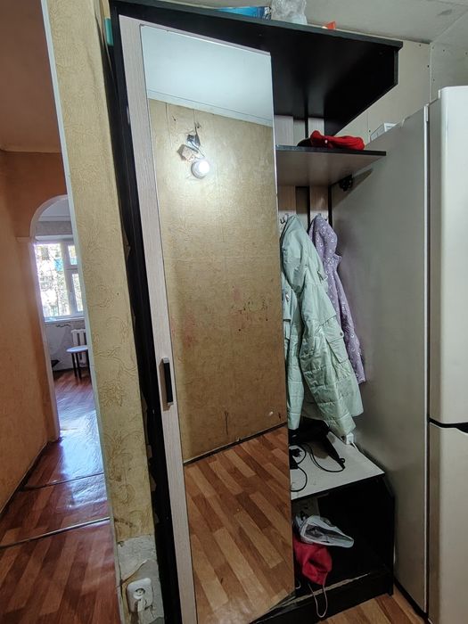 Срочно прихожая сатылады