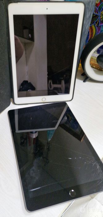 Apple iPad планшеты