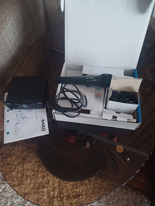 Радио микрофон AKG WMS40 mini