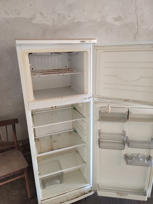 Холодилник сотилади йахши холатда