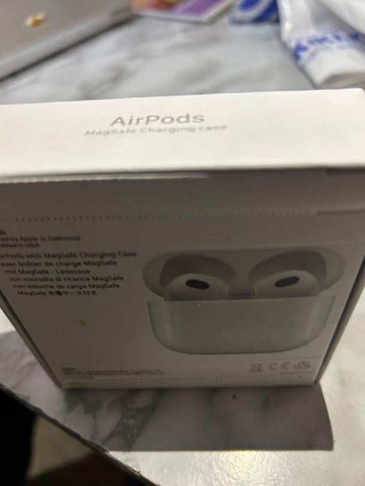 Airpods generation 3 seal packed