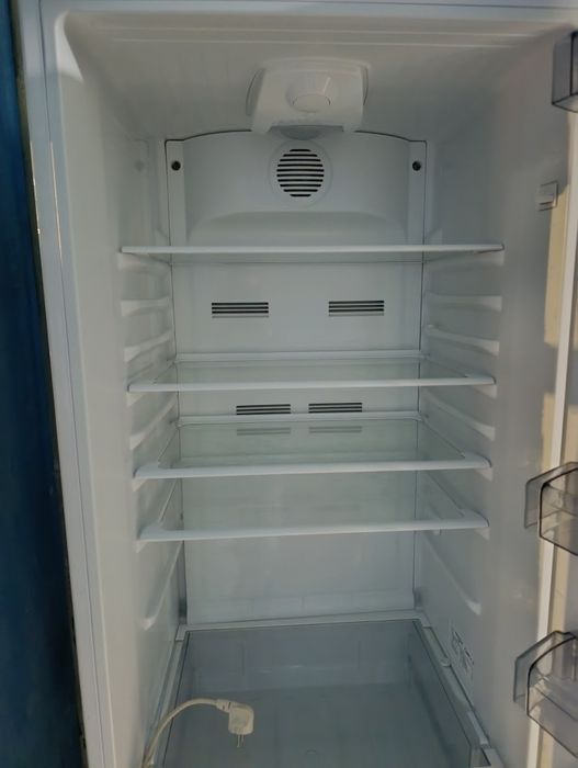 Frigider combină frigorifică Arctic pentru piese , nu răcește