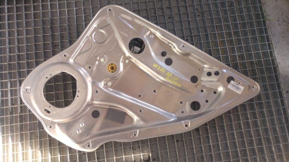 macara usa dreapta spate mercedes c-class w204 break