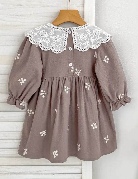 Платье на девочку 4-5 лет