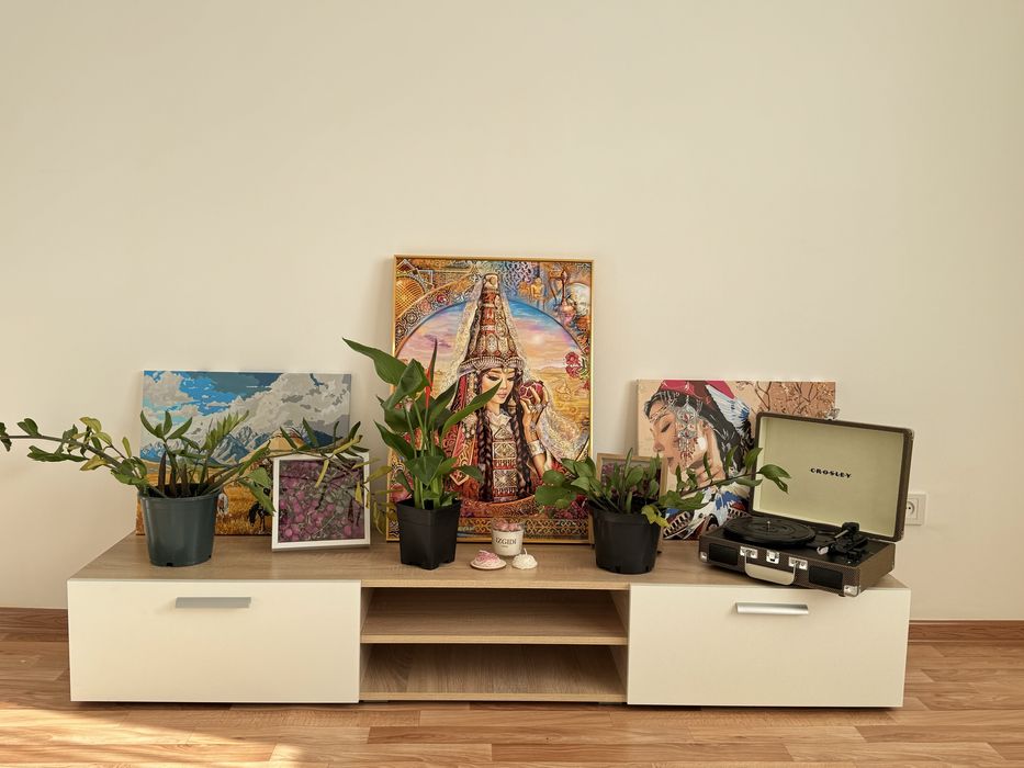 Продам диван и TV подставку