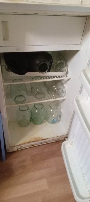 Продам холодильник звоните