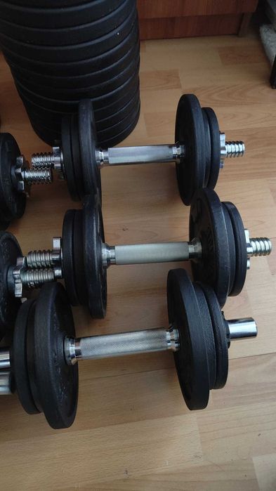 Set gantere 10kg si discuri Domyos 2kg 5kg