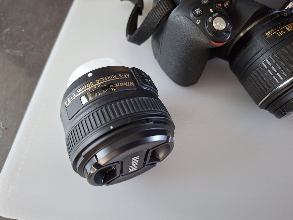 Продавам NIKON D3300 + 2 обектива + чанта + аксесоари