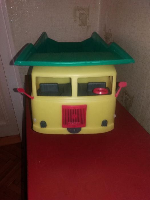 Старо соц. камионче