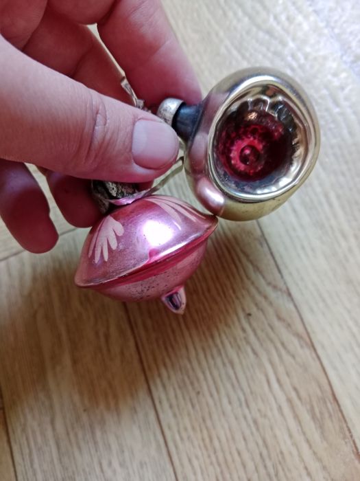 Продам стеклянные игрушки