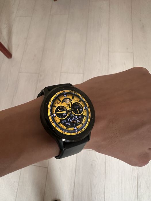 продам часы Garmin Venu 3