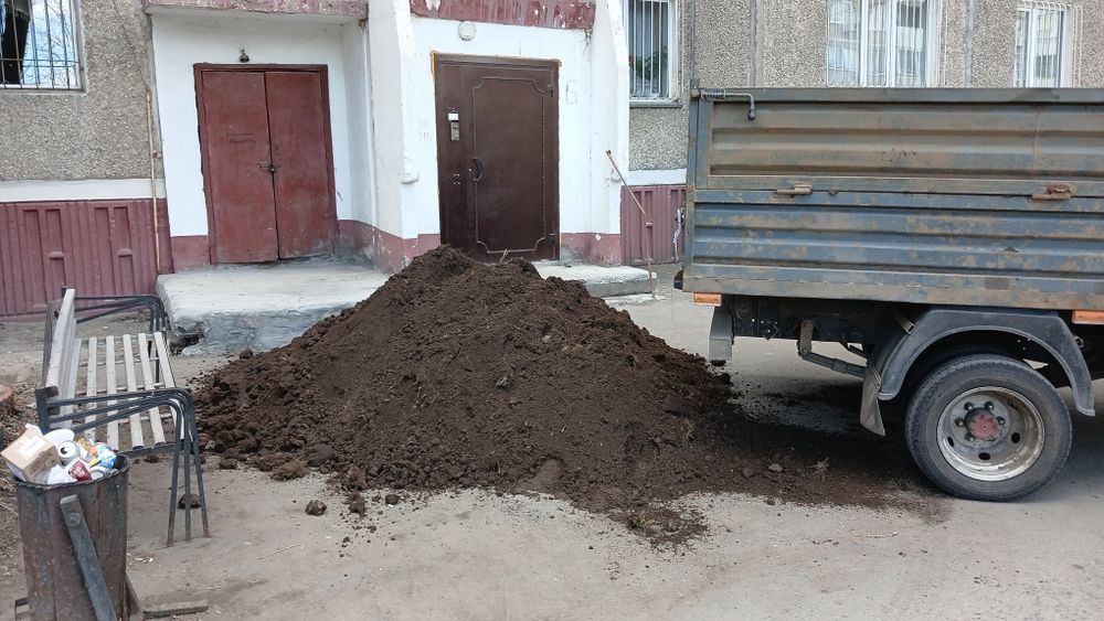 Продам плодородный землю +мешками перегной
