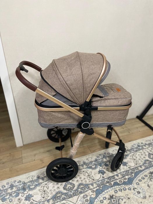 Продам детскую каляску