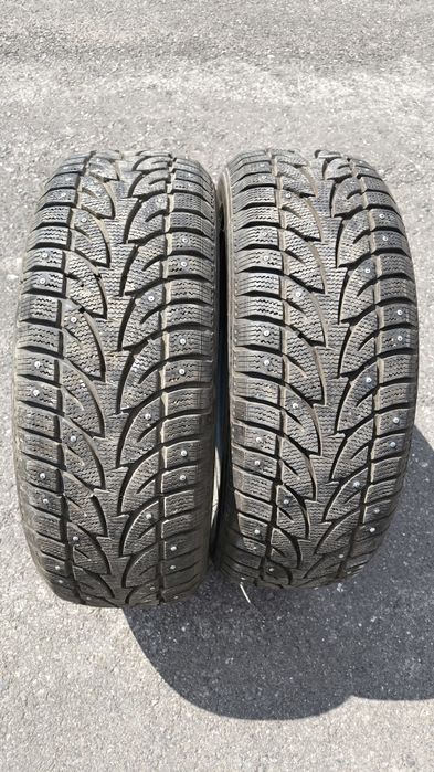 235-60-R18  два баллона зимней резины .