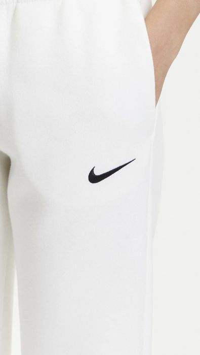 Спортно долнище nike Phoenix Fleece FZ7626