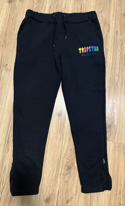 Trapstar екип размер Л