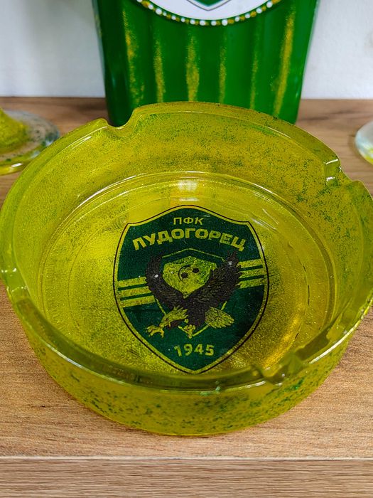 ТОП Подарък за фен на Лудогорец – бутилка - чаши - пепелник