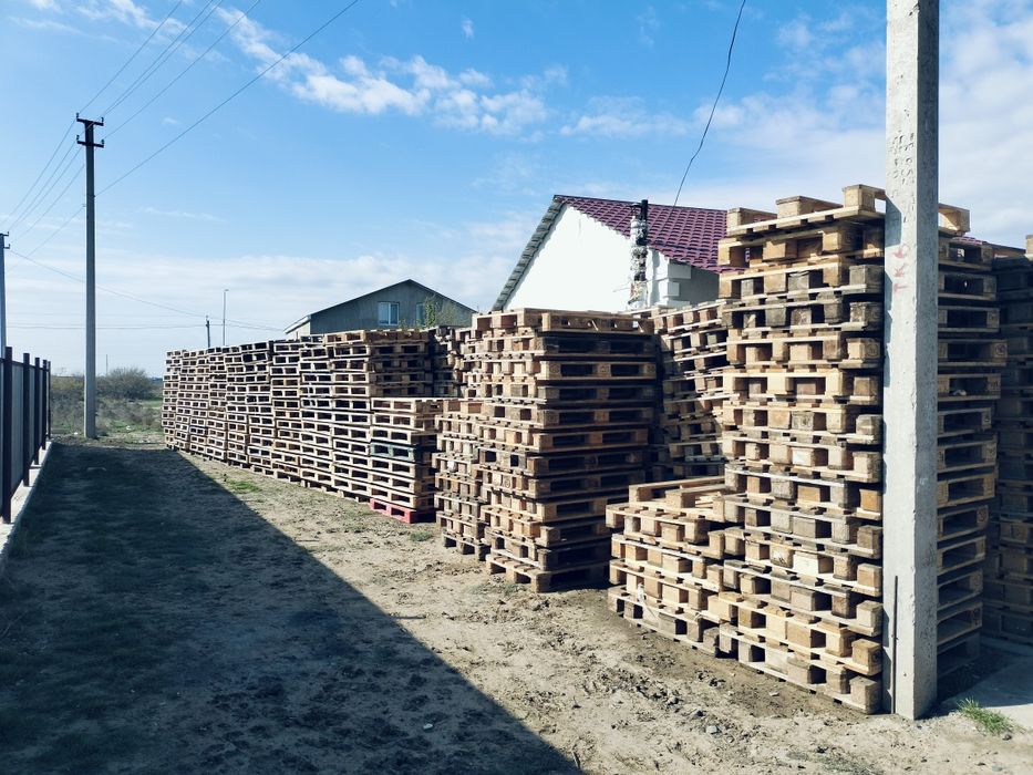 Продам поддоны 1700тг