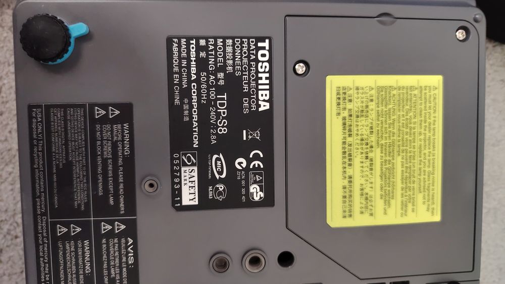 Videoproiector Toshiba TSP-S8