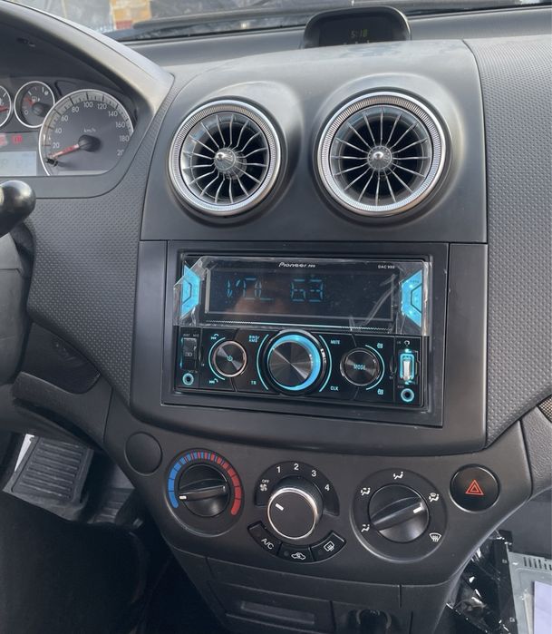 Pioneer 725 xtoy mafon yangi blutus usb aux radio .odiy xtoy emas